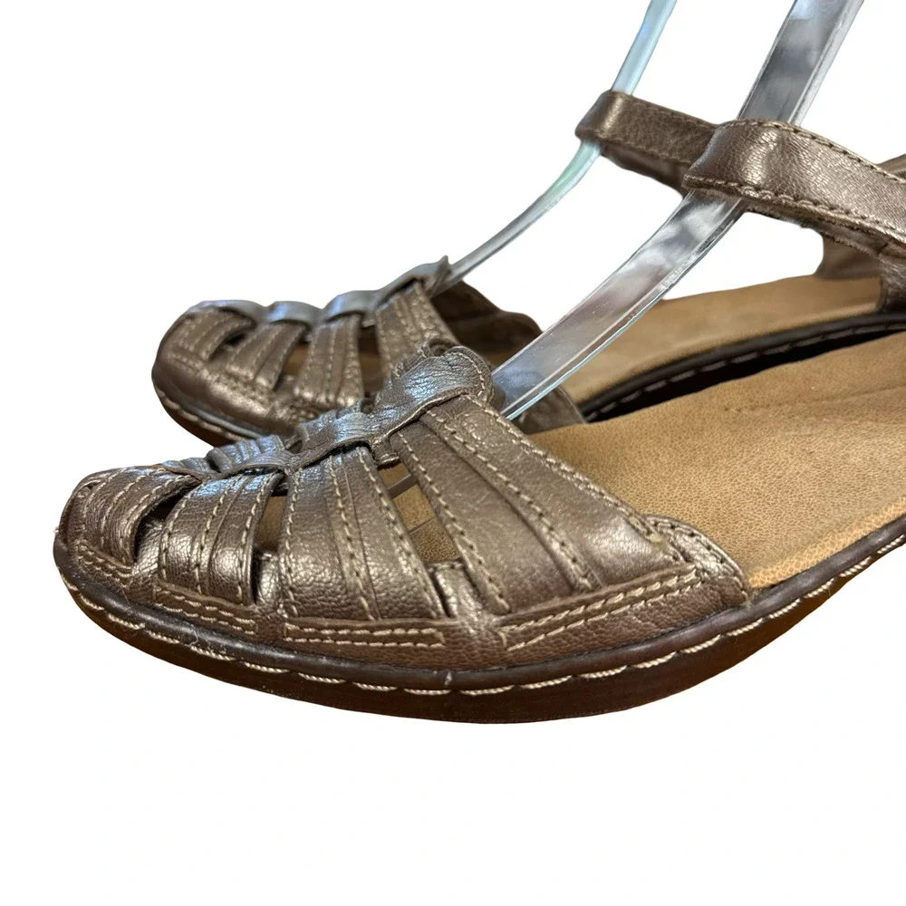 Clarks Wendy Suite Metallic Bronze Leather Ankle Strap Low Heels Shoes Sandals 9